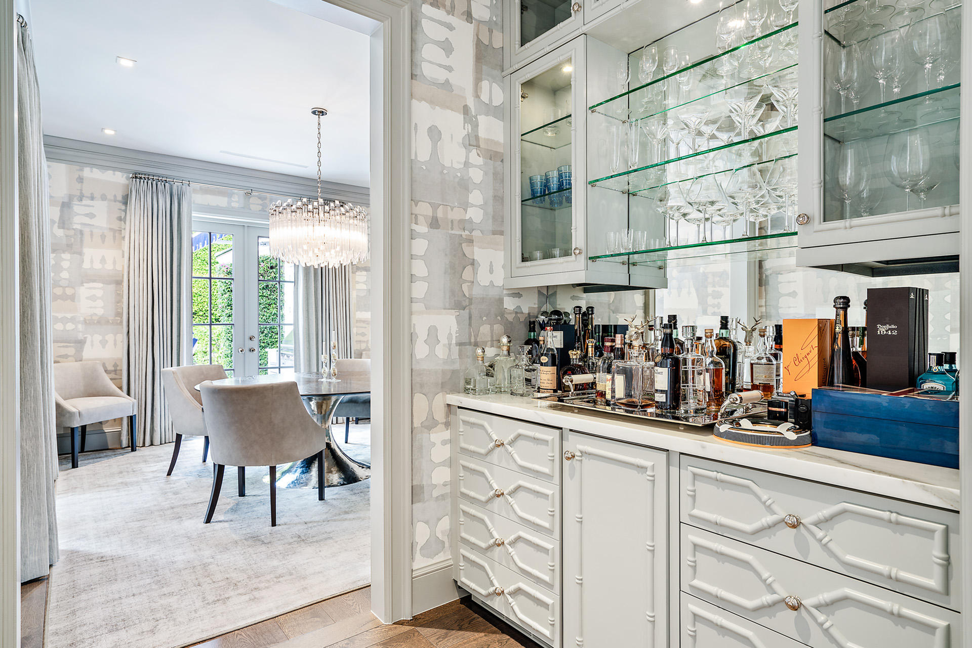 ADAMS CIRCLE - Residential