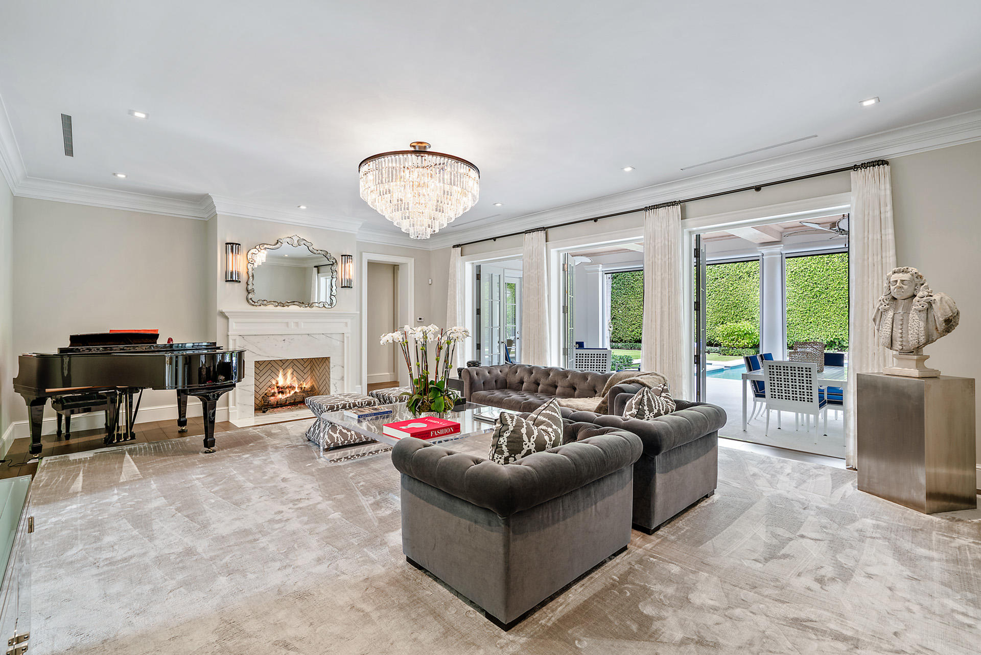 ADAMS CIRCLE - Residential