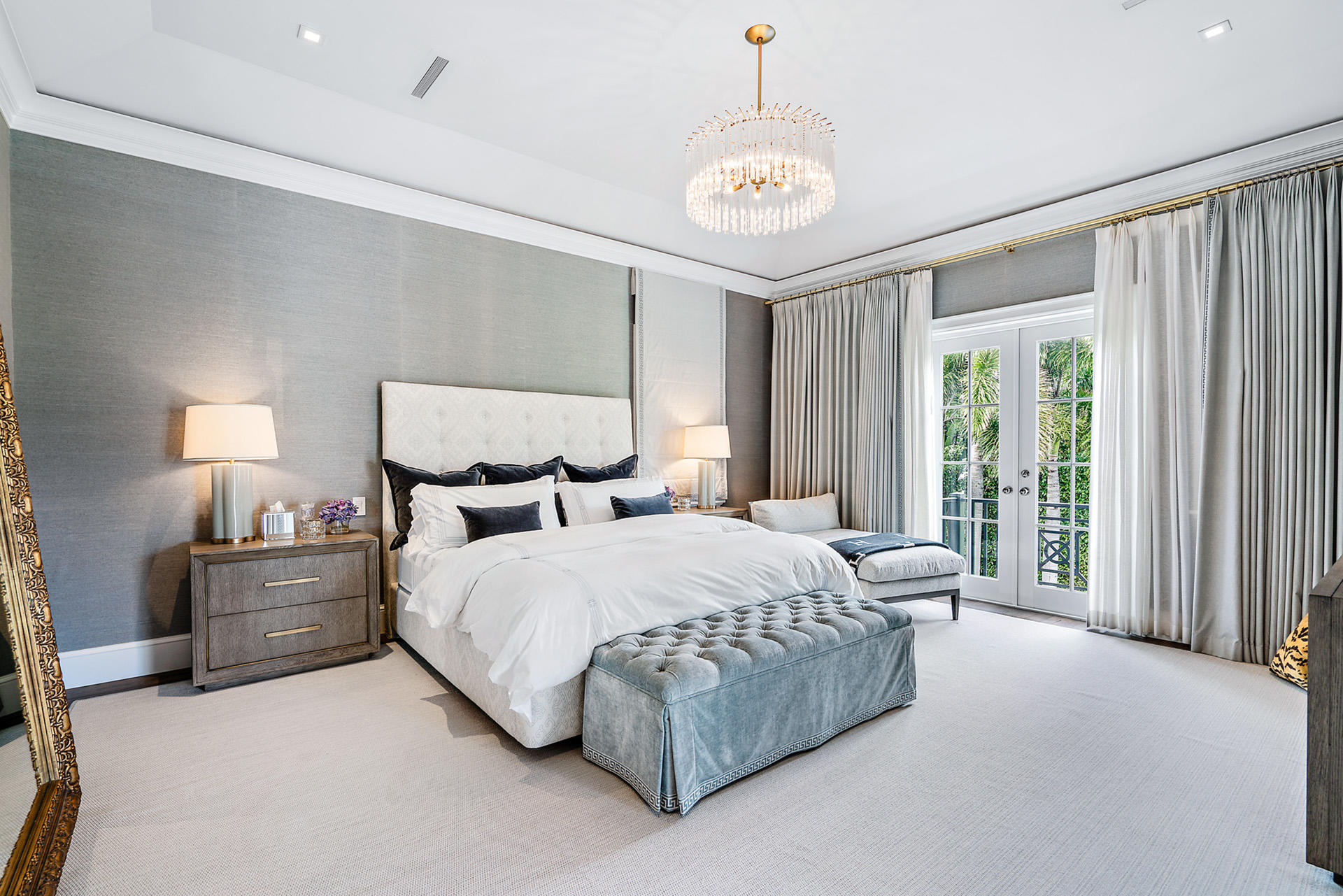 ADAMS CIRCLE - Residential