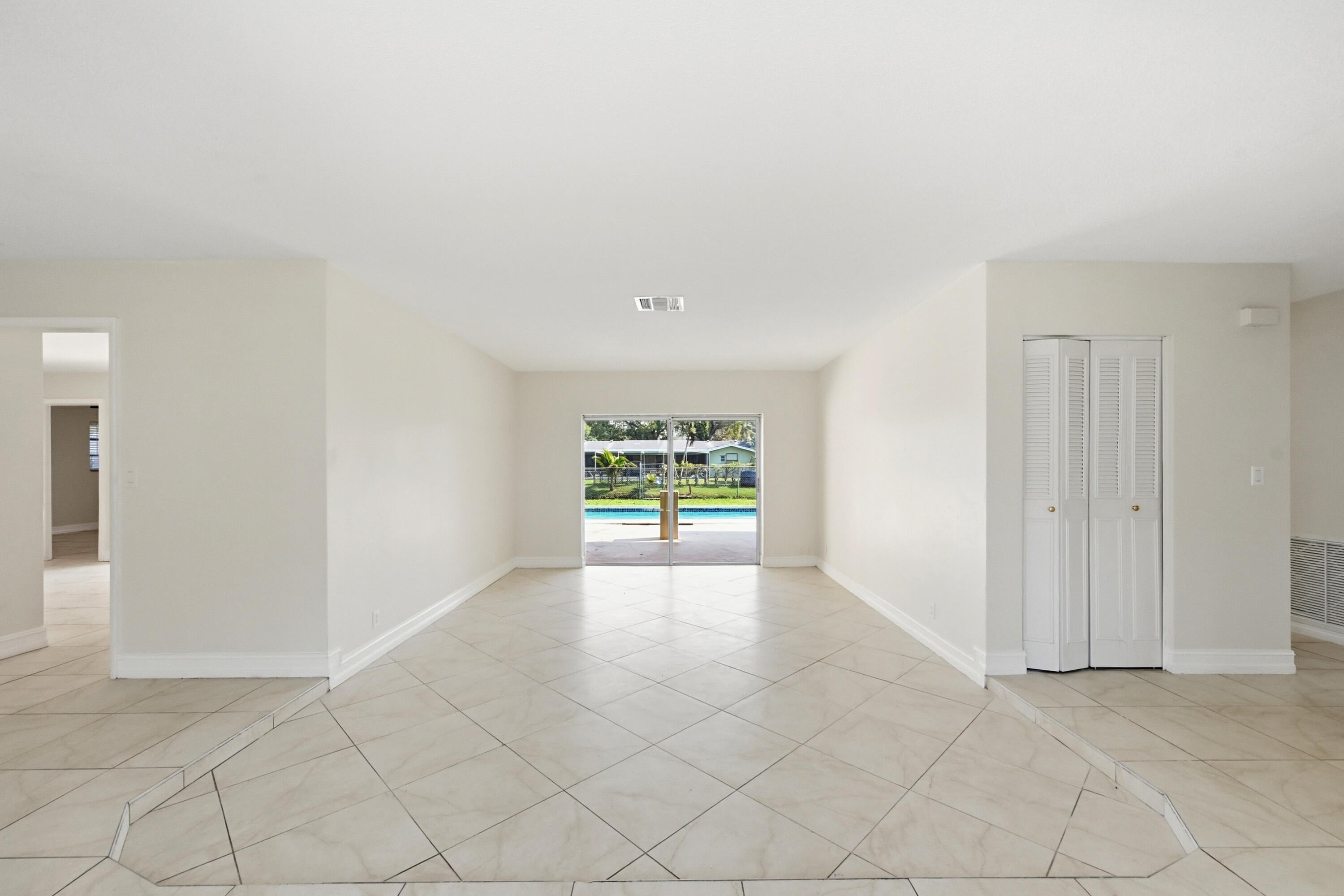 1430 NW 73RD Avenue NW
