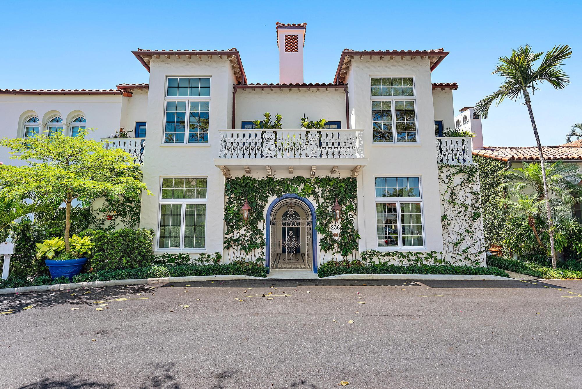 236 Phipps Plaza 101