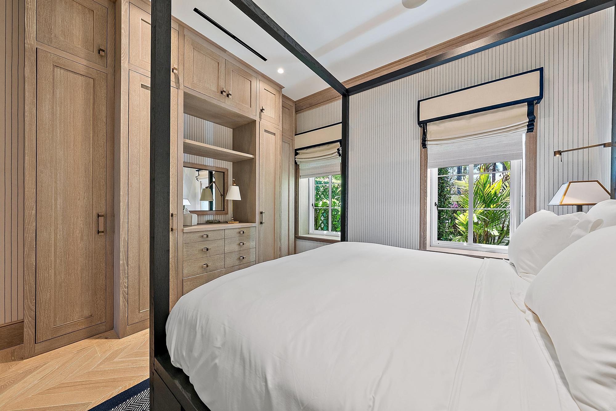 PELICAN LODGE CONDO - Residential