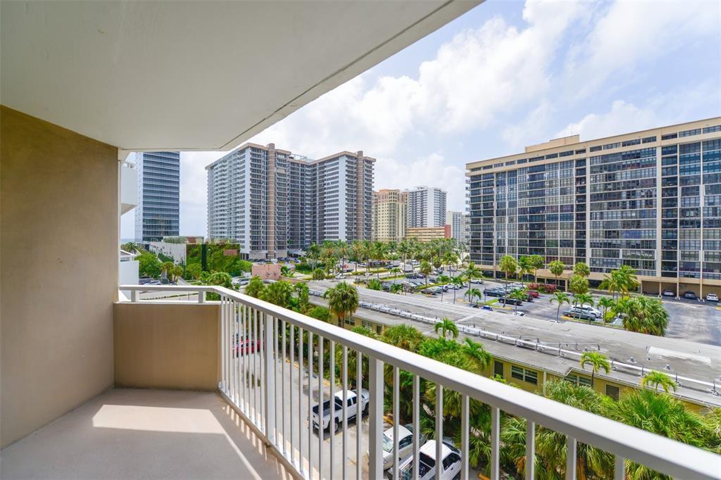 Hemispheres Condo - Residential Lease