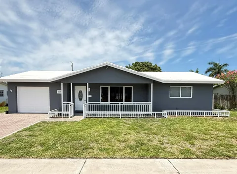 257 SW 5th Street, Boca Raton, FL MLS: R11089557