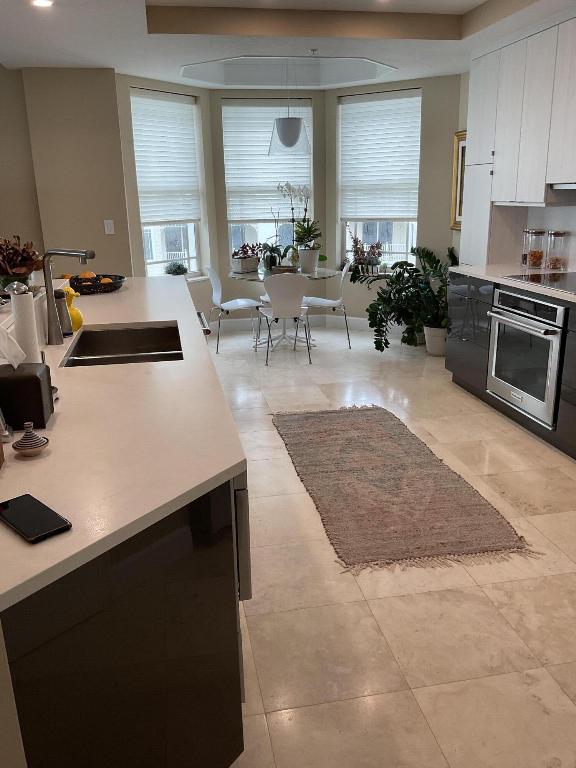 120 Ocean Grande Boulevard 703