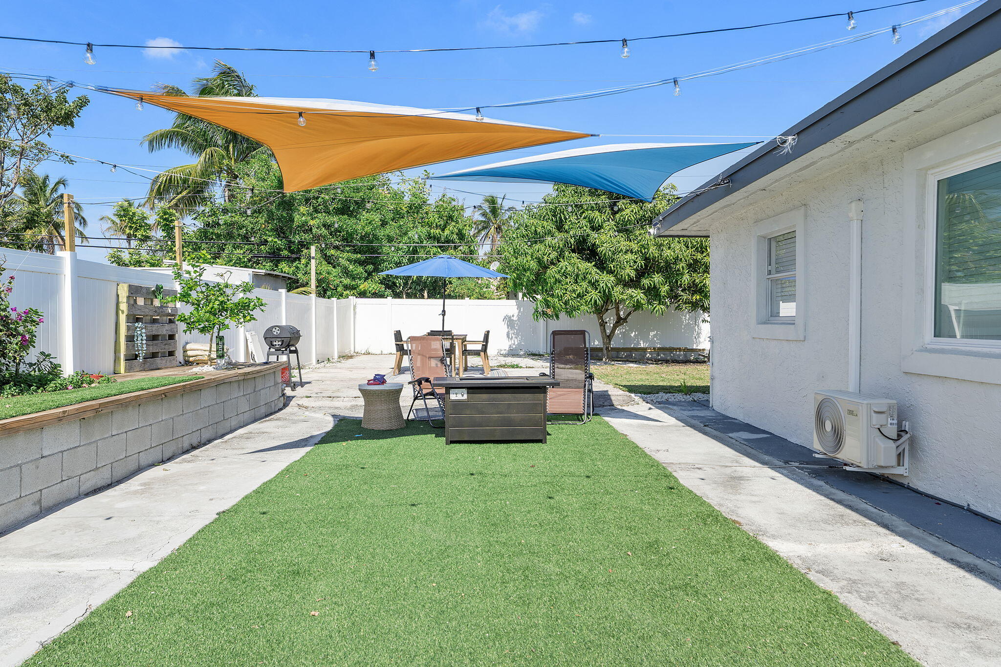 LAST CHANCE VILLAGE - Residential