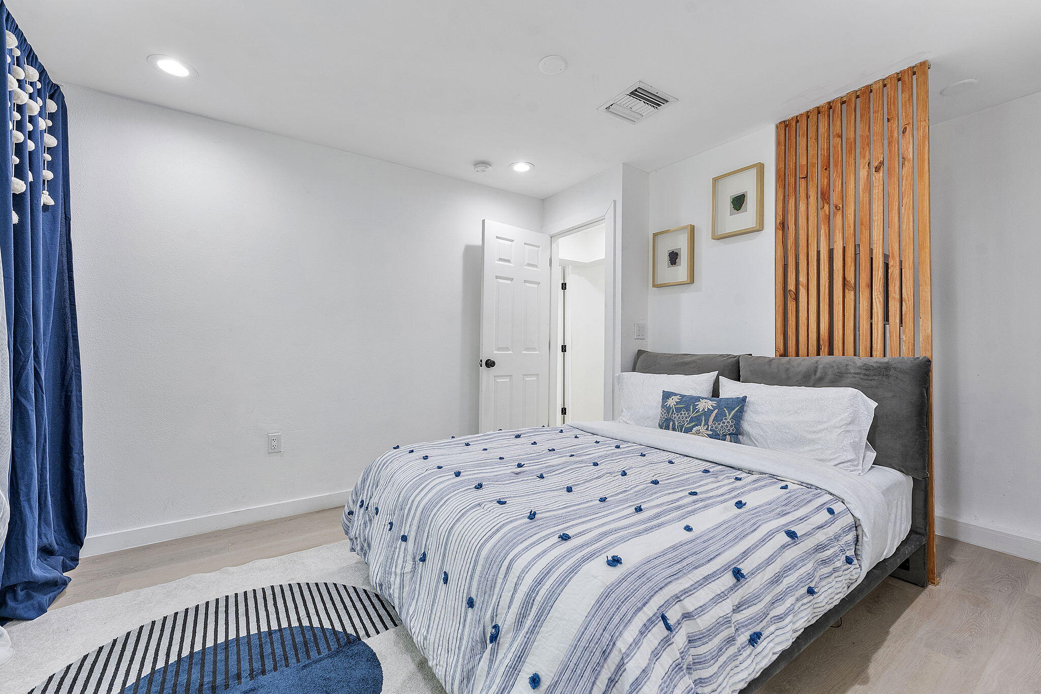 LAST CHANCE VILLAGE - Residential