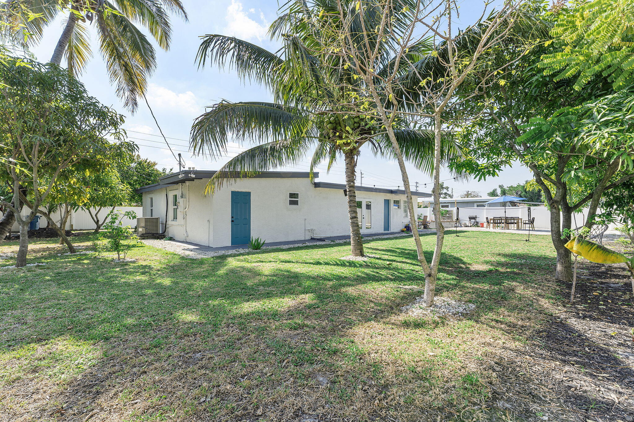 LAST CHANCE VILLAGE - Residential