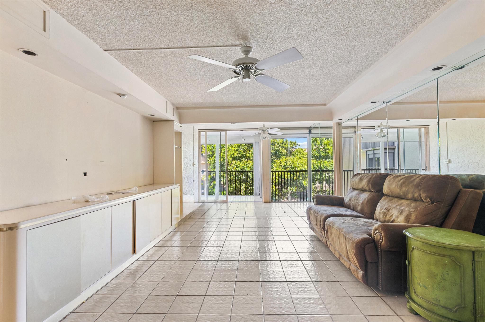 2802 N 46th Avenue B513