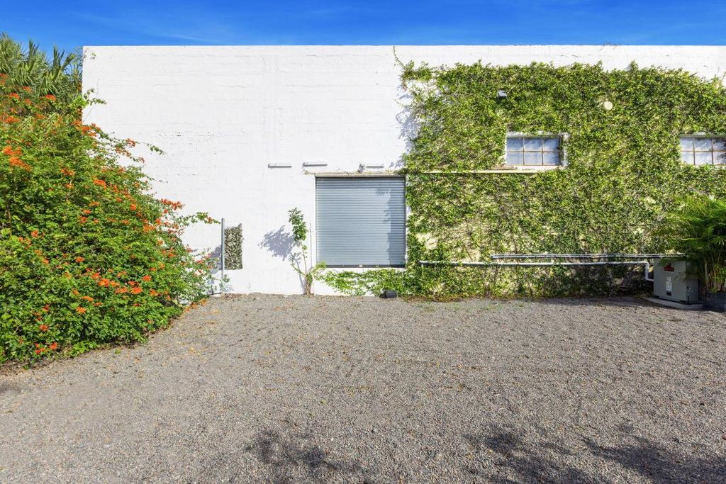 Photo of 433 Flamingo Drive, West Palm Beach, FL 33401 (MLS # R11100019)