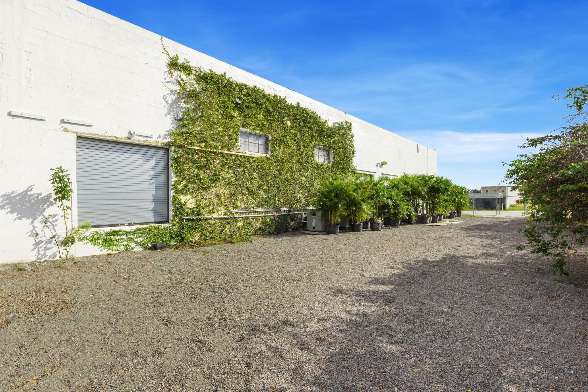 433 Flamingo Drive