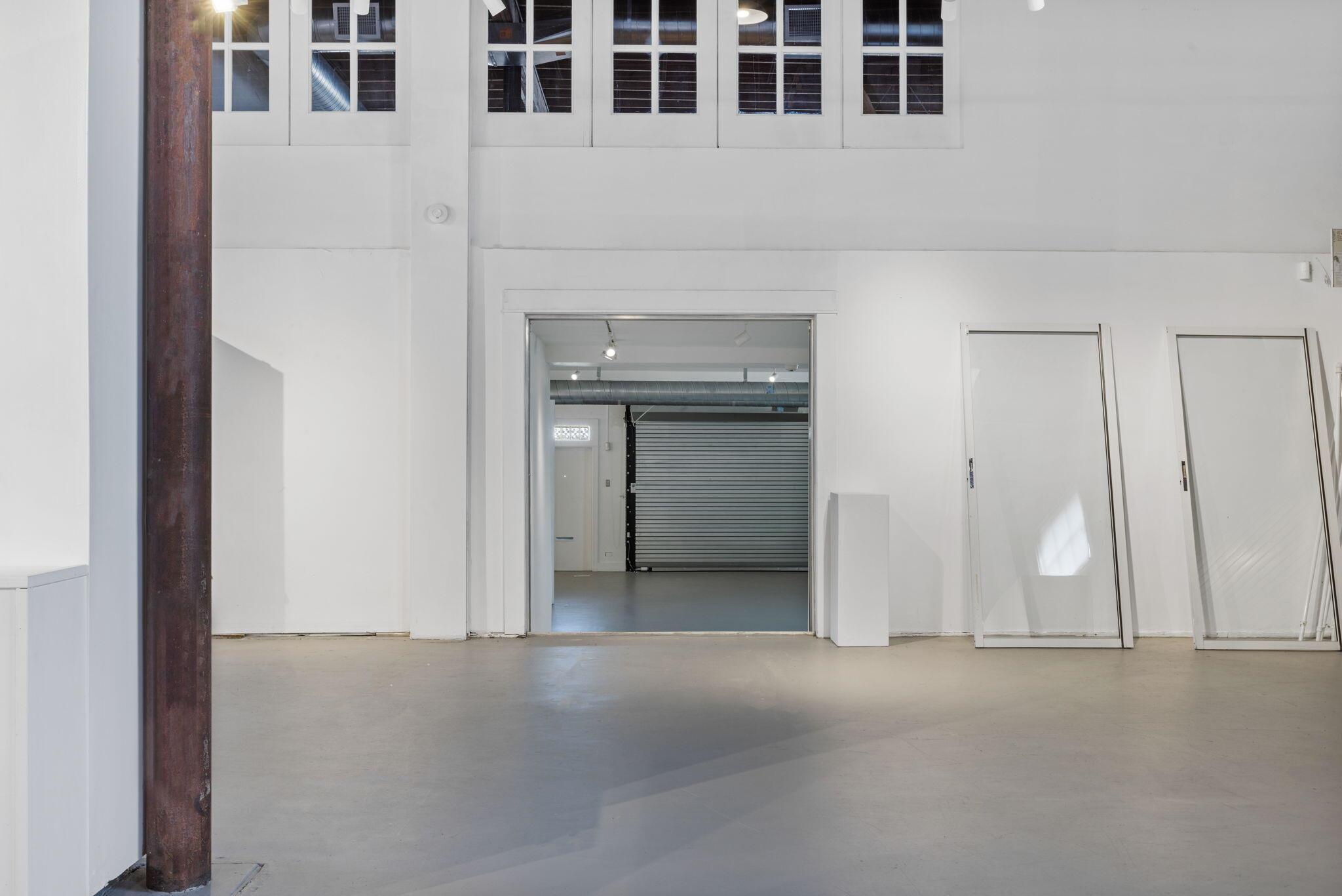 FLAMINGO PARK - Commercial Sale