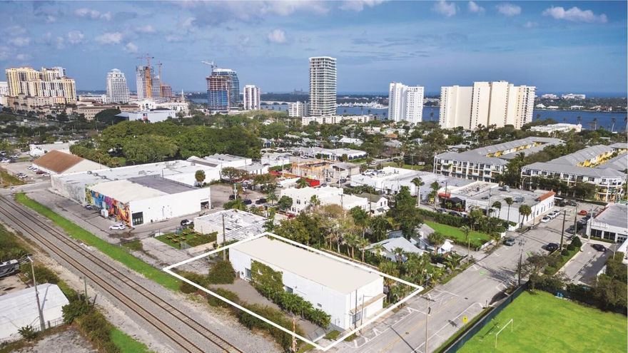 Spectacular commercial space located in Downtown West Palm Beach. Minutes from Palm Beach Island, the Norton Museum, CityPlace, and so much more. The perfect opportunity for an art gallery or car storage.