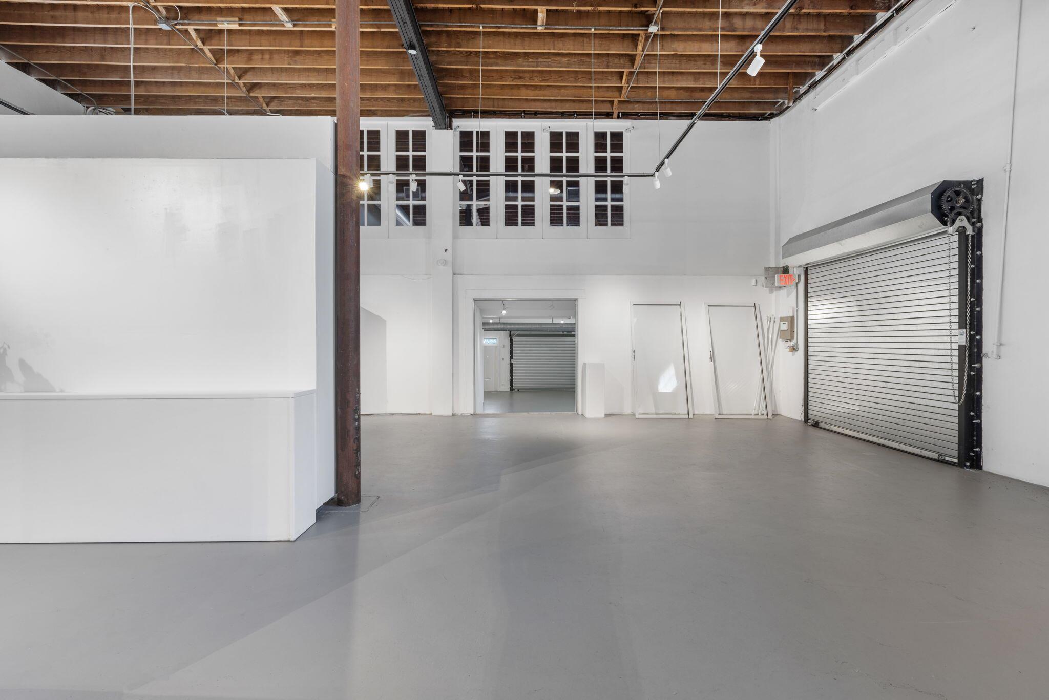 FLAMINGO PARK - Commercial Sale