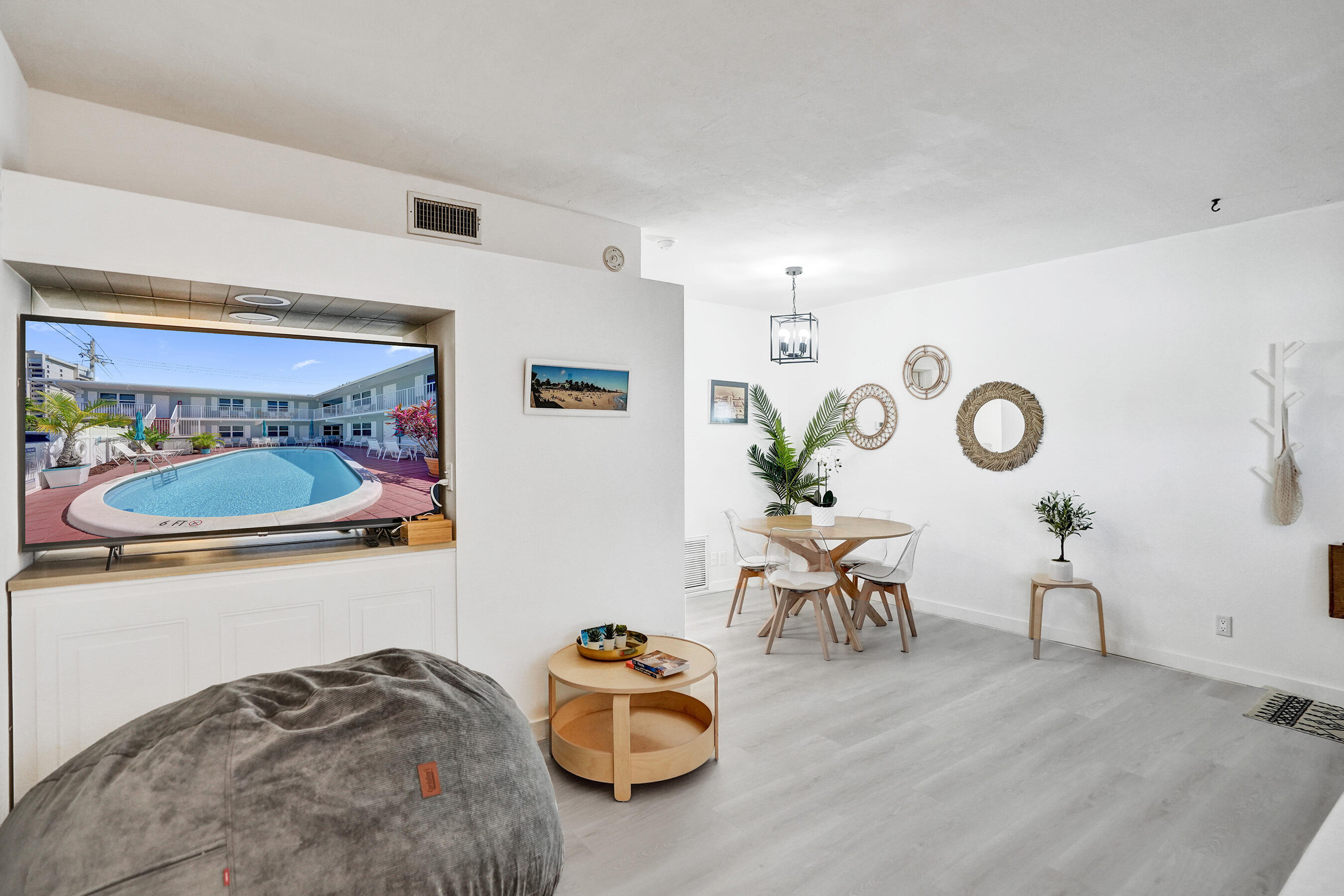 VILLAGER CONDO - Residential Lease