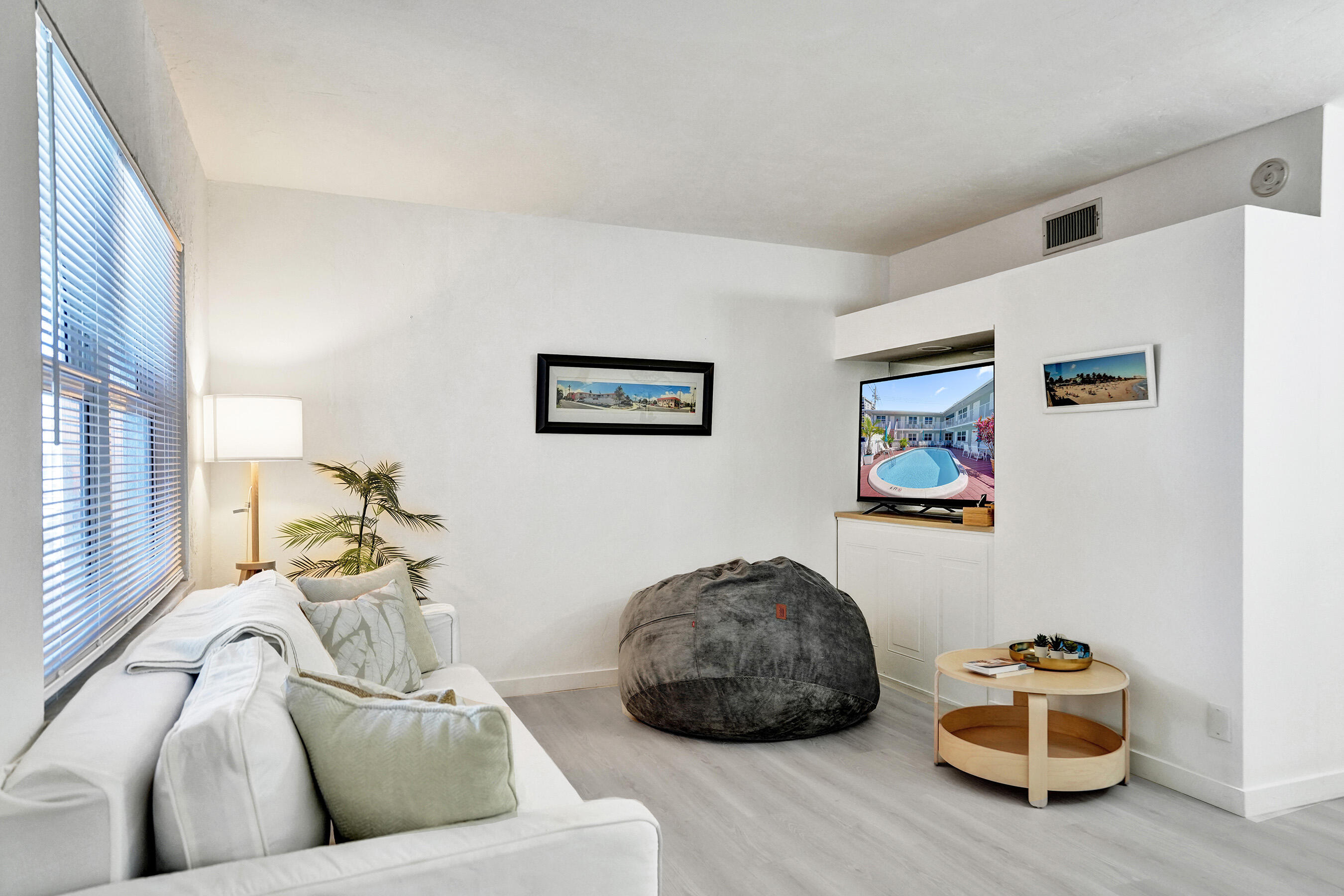 VILLAGER CONDO - Residential Lease