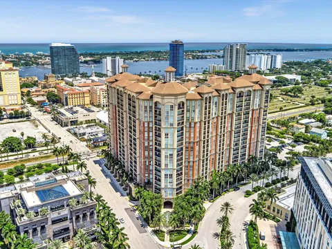 550 Okeechobee 802, West Palm Beach, FL 33401 - MLS#: R11026772