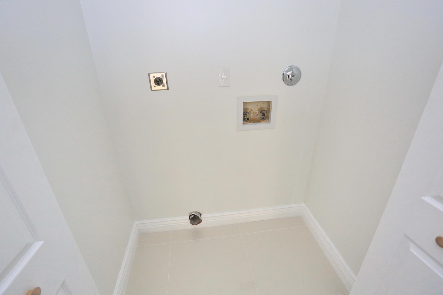 VICTORIA WOODS - Residential