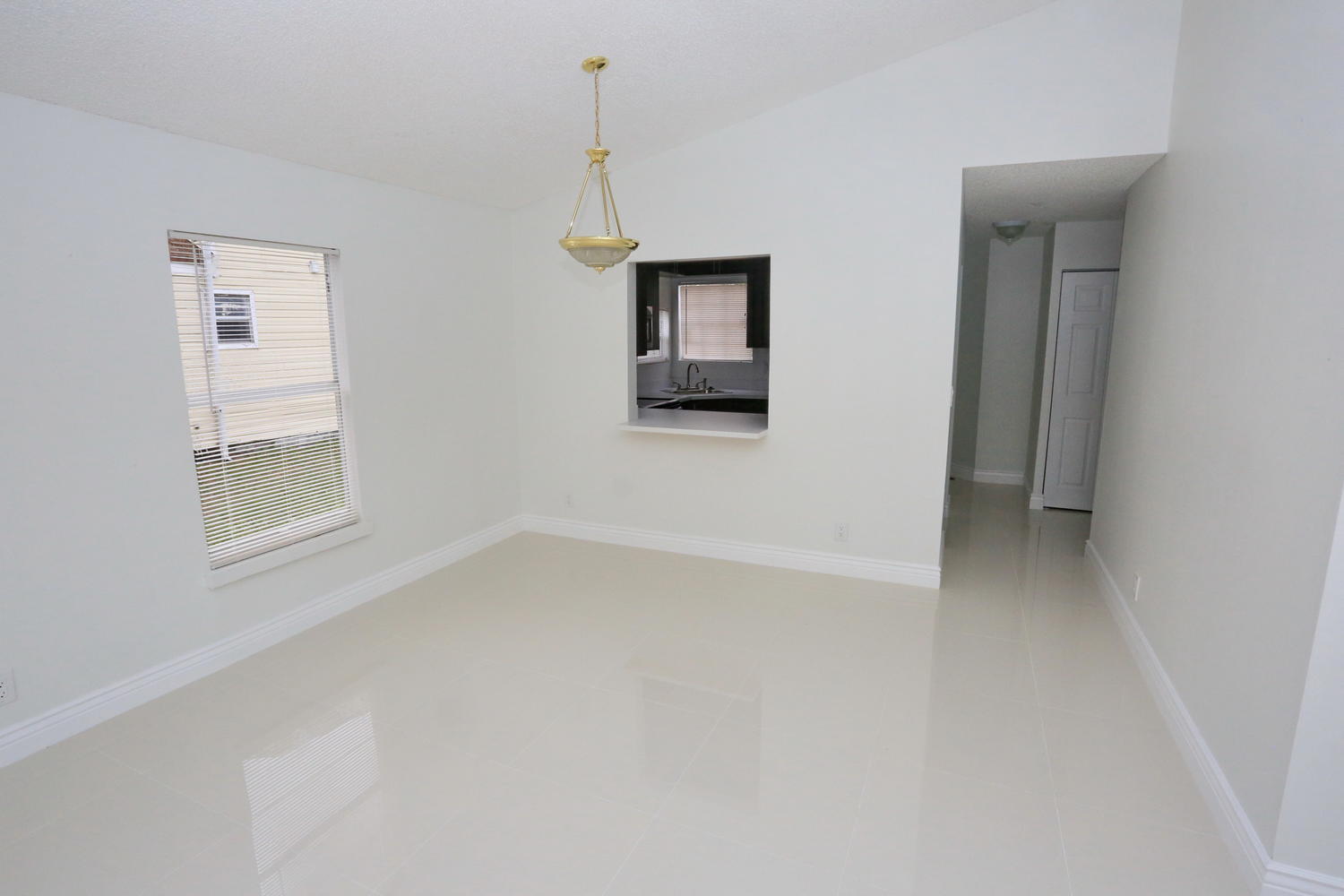 VICTORIA WOODS - Residential