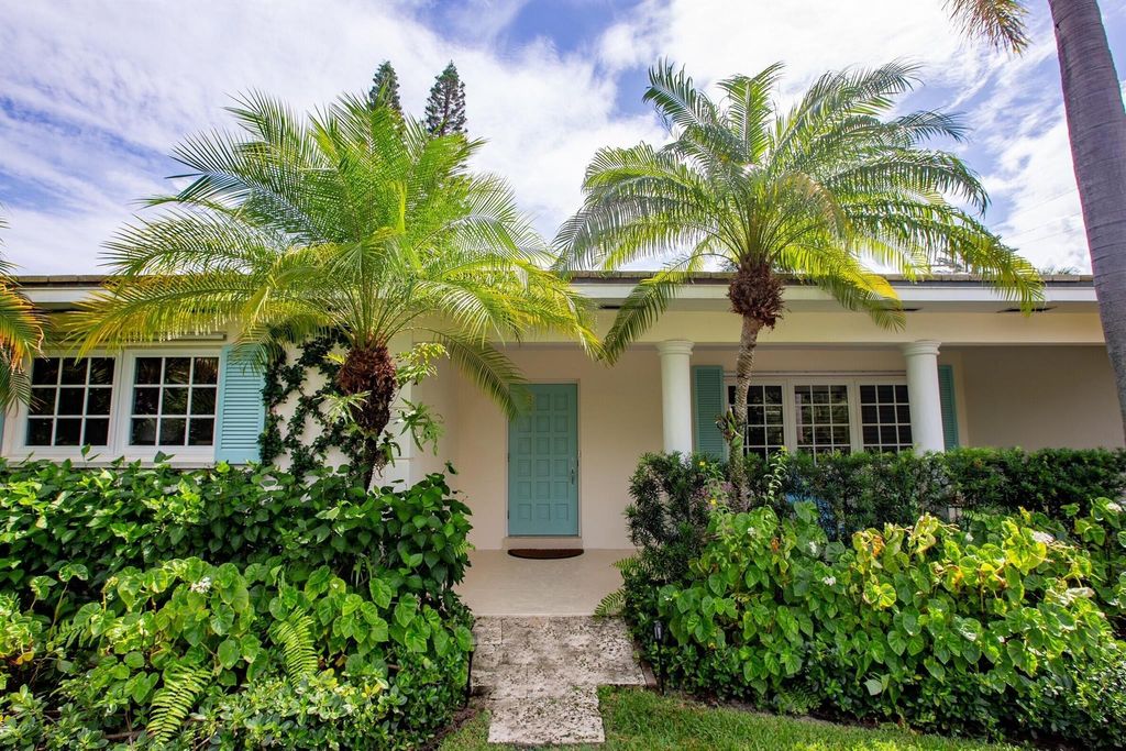 Photo of 300 Colonial Lane, Palm Beach, FL 33480 (MLS # R10920661)