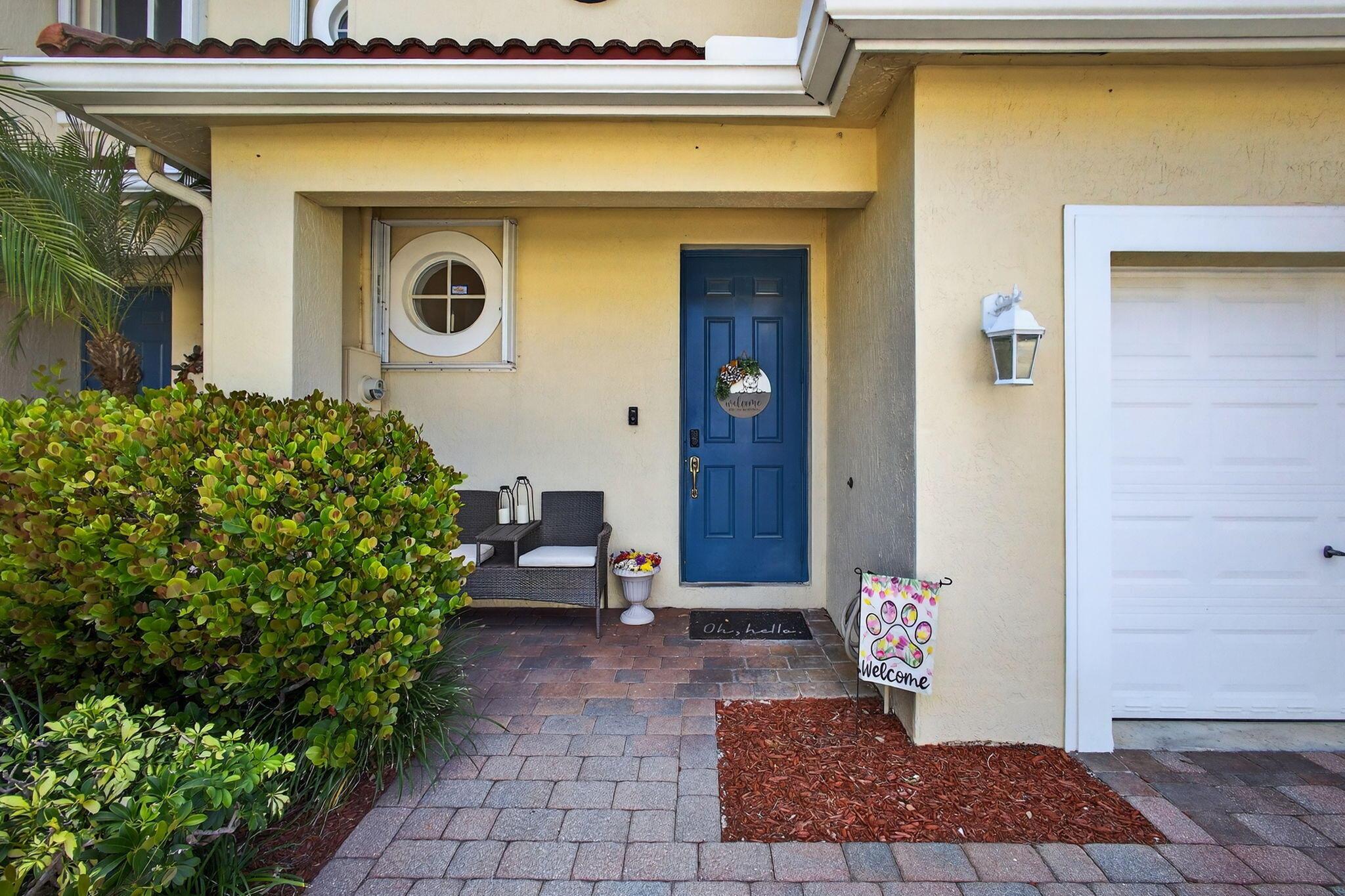 3004 N Evergreen Circle, Boynton Beach, FL, 33426/$425,000 2 3004 N Evergreen Circle