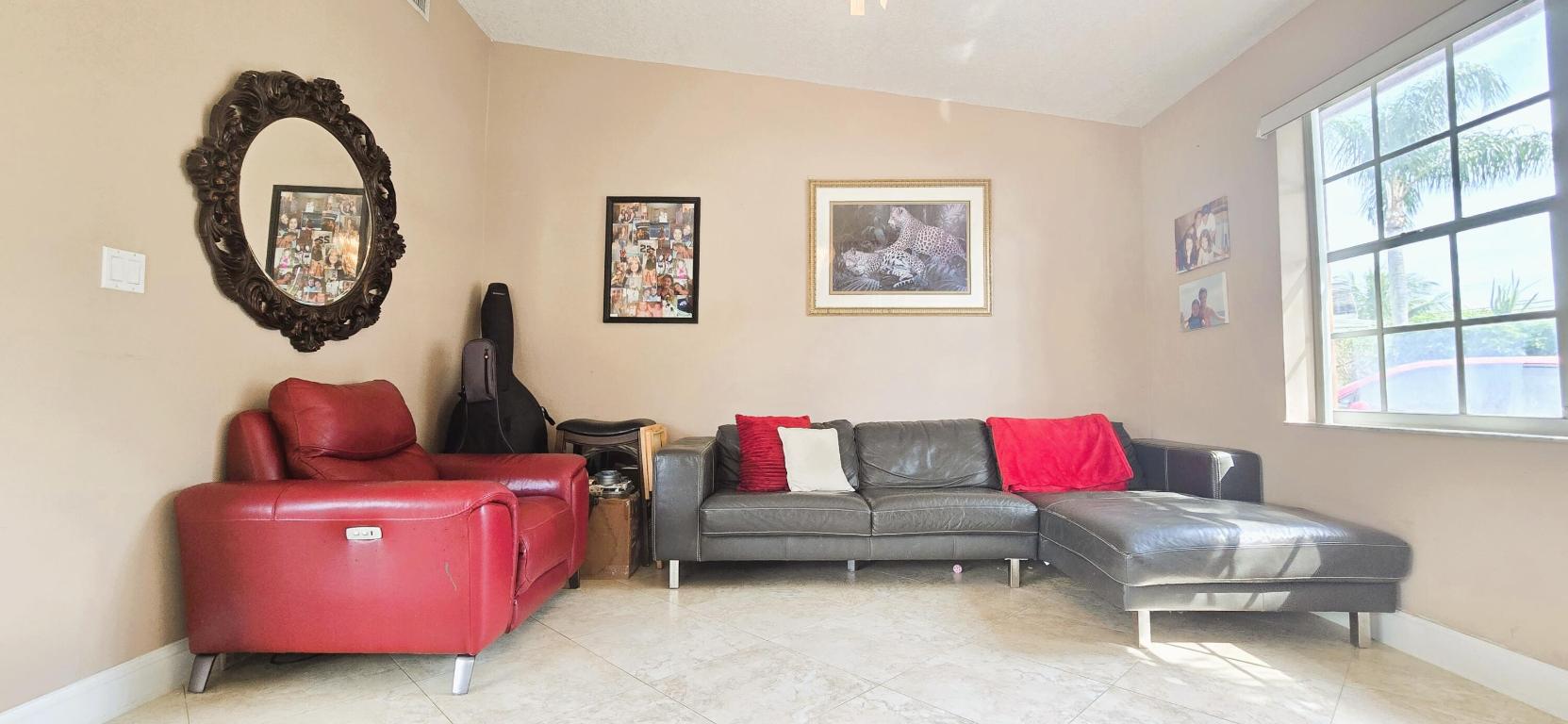 HILLSIDE PARK - Residential