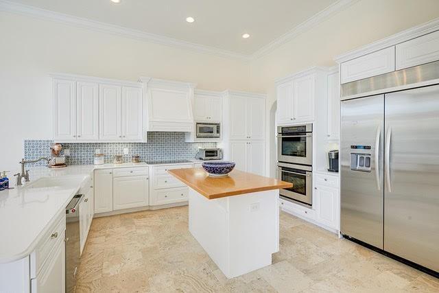 CANYON ISLES - Residential