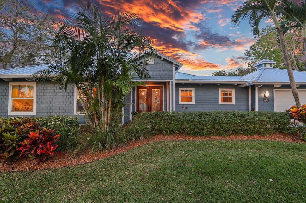 Photo of 821 SW Pine Tree Lane, Palm City, FL 34990 (MLS # R10964758)