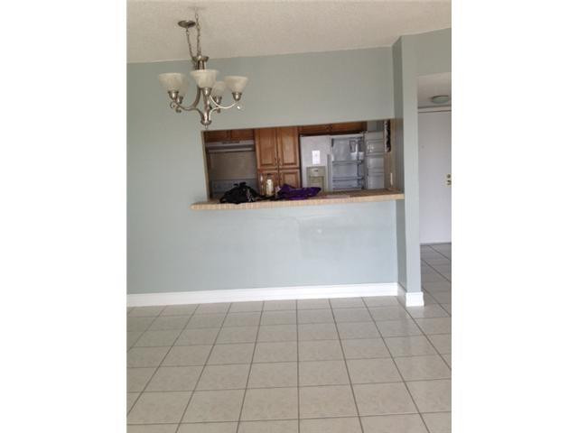 MANORS OF INVERRARY 1-12 - Residential Lease