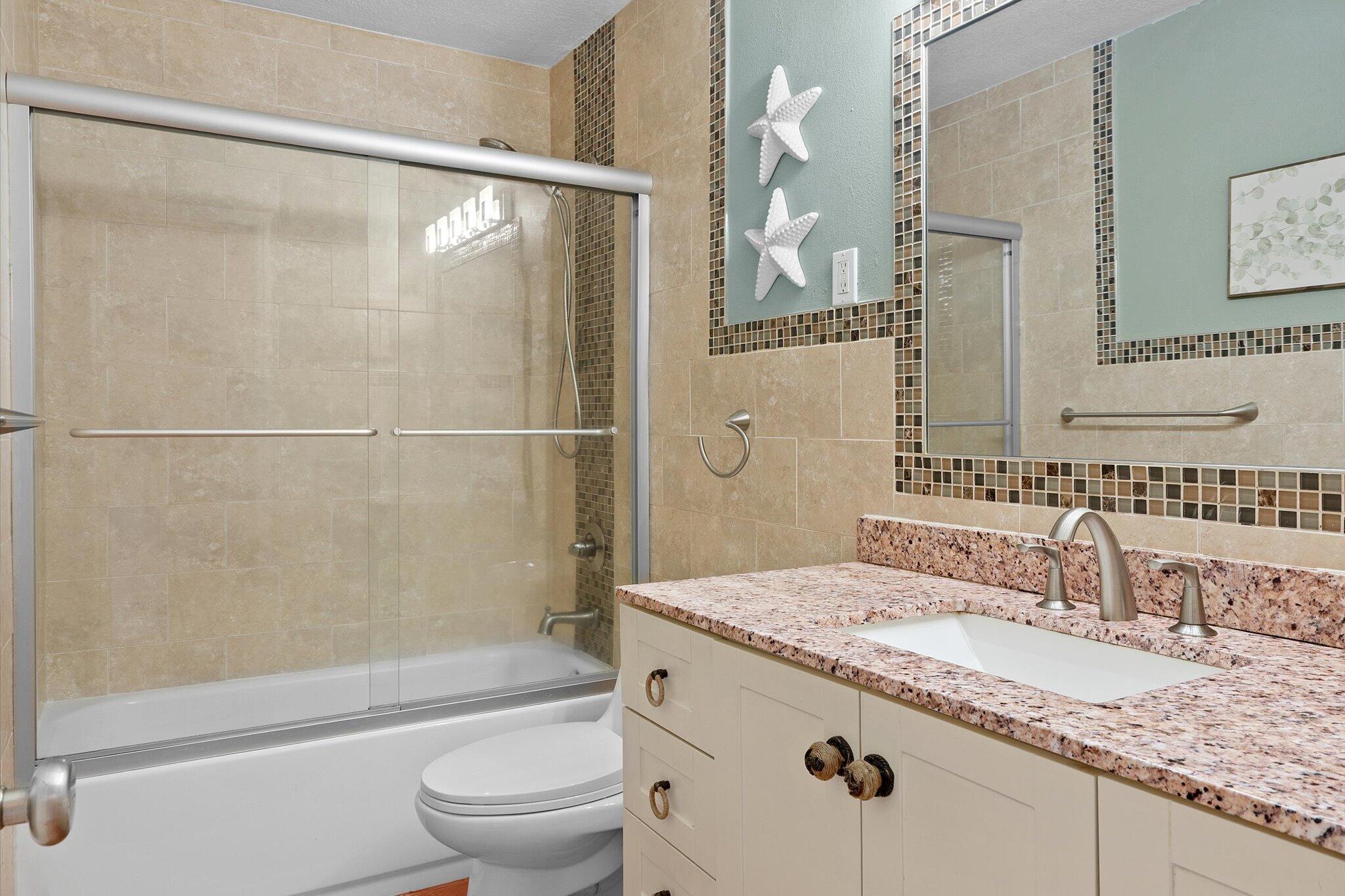 FONTAINEBLEAU GARDENS 1ST ADDN - Residential