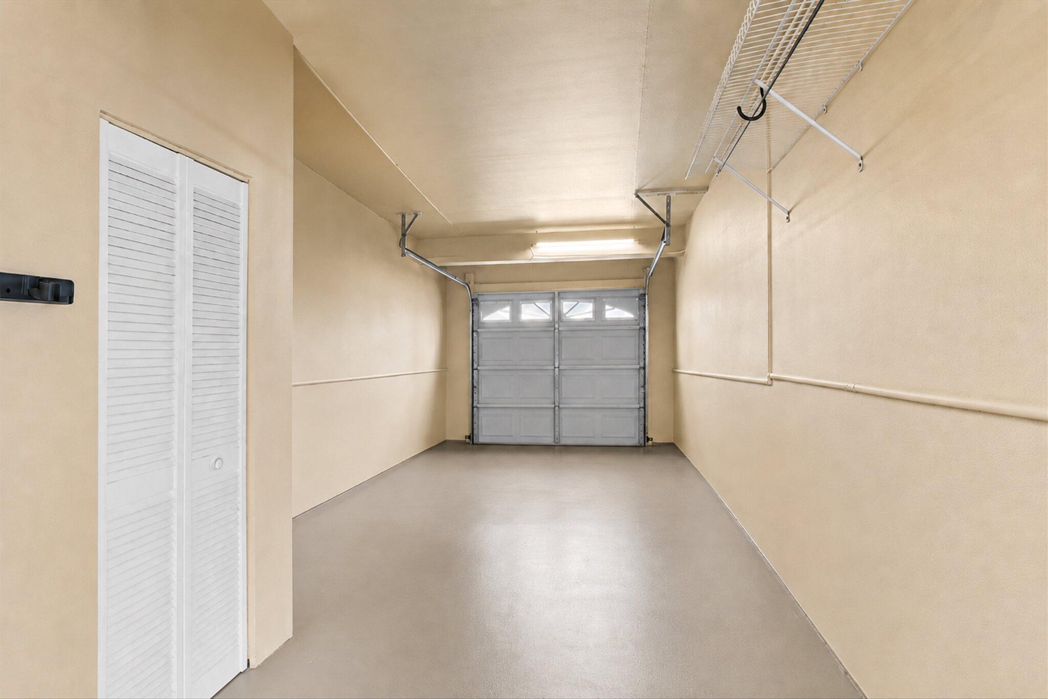 FONTAINEBLEAU GARDENS 1ST ADDN - Residential