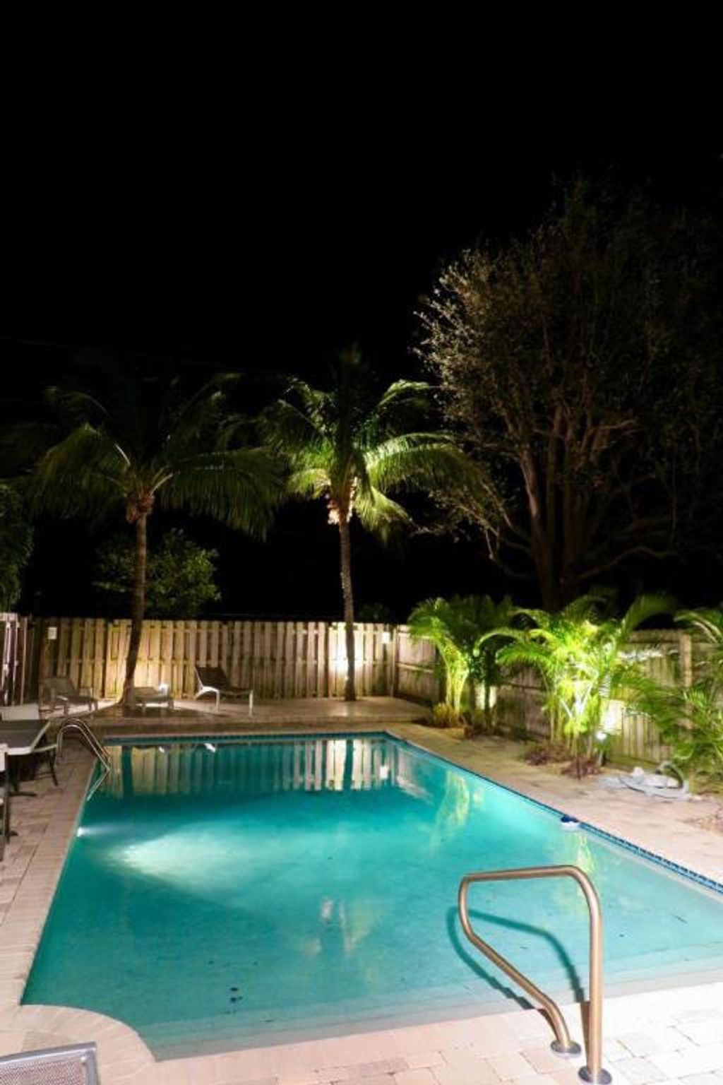 Photo of 619 NE 7th Avenue, Delray Beach, FL 33483 (MLS # R11122894)