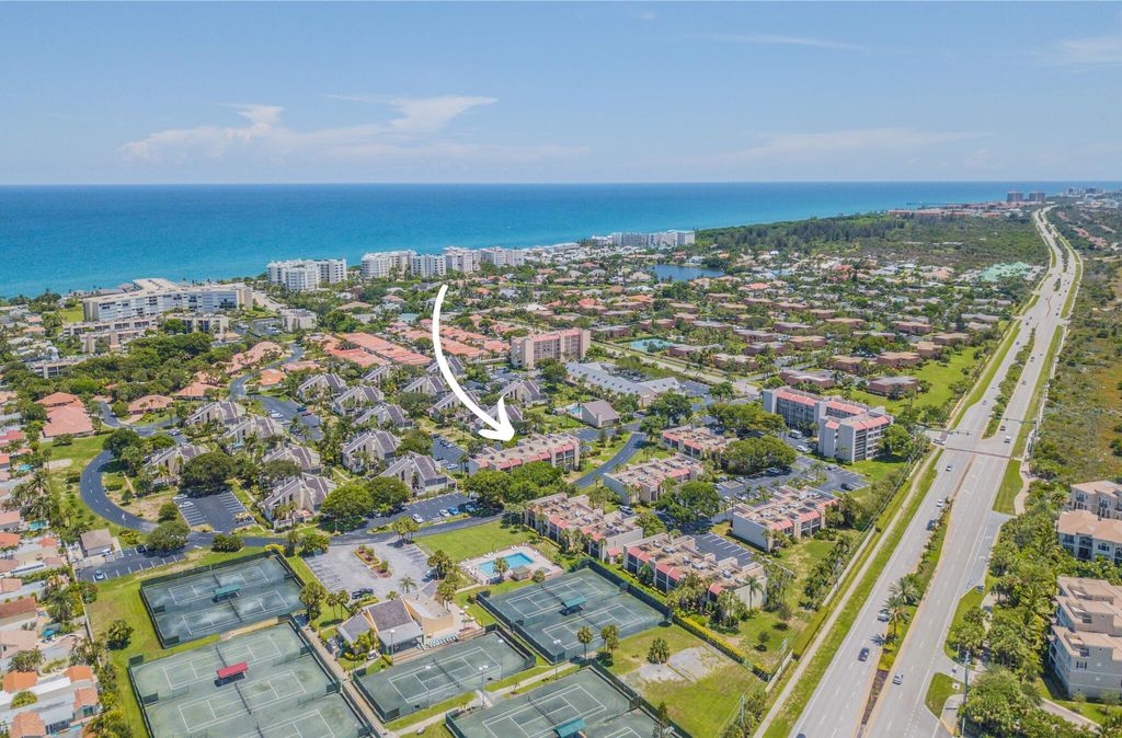 Photo of 1605 S Us Highway 1 #V6-202, Jupiter, FL 33477 (MLS # R10854872)