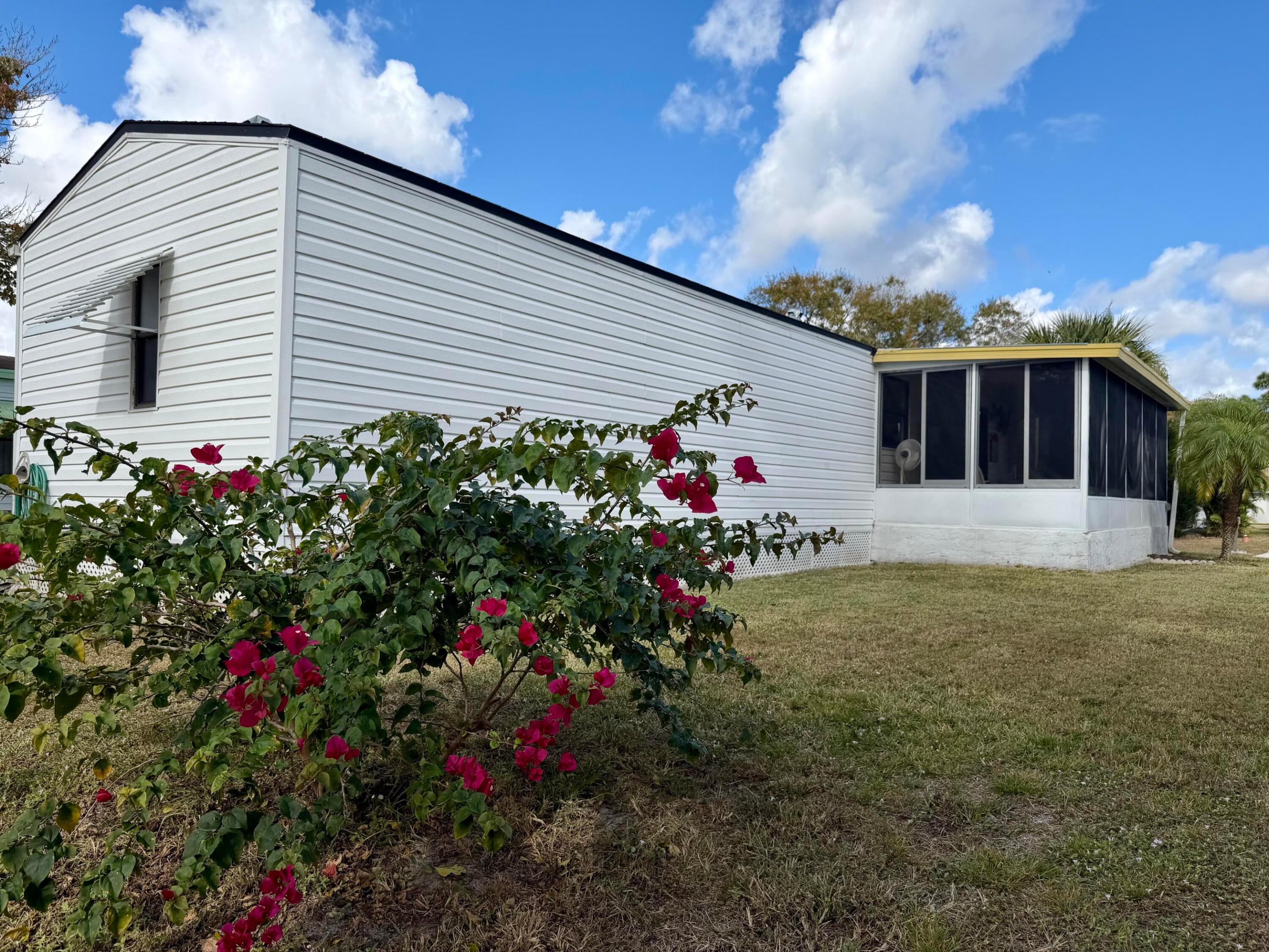 Spanish Lakes Fairways - Residential