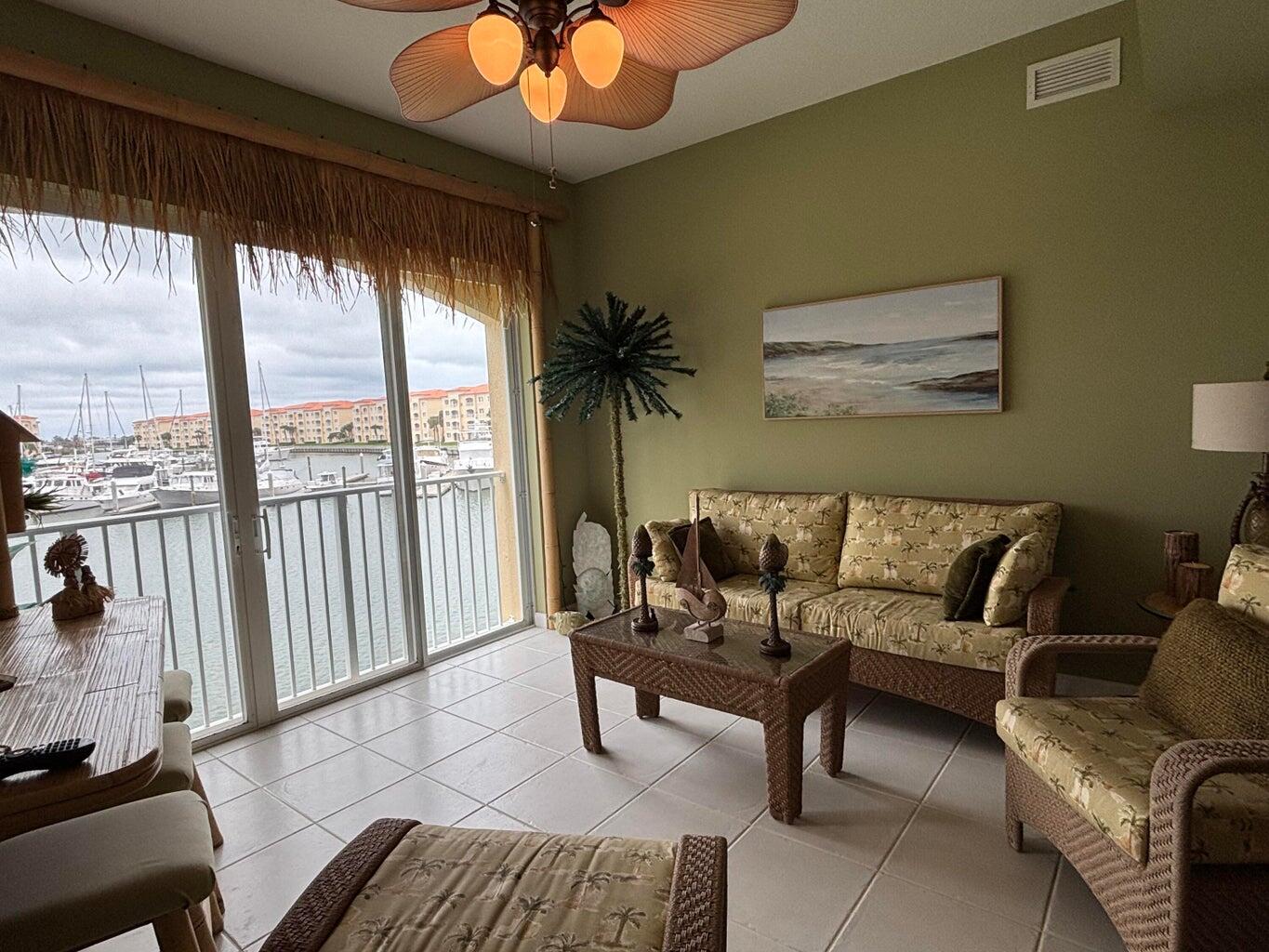 HARBOUR ISLE WEST - Residential