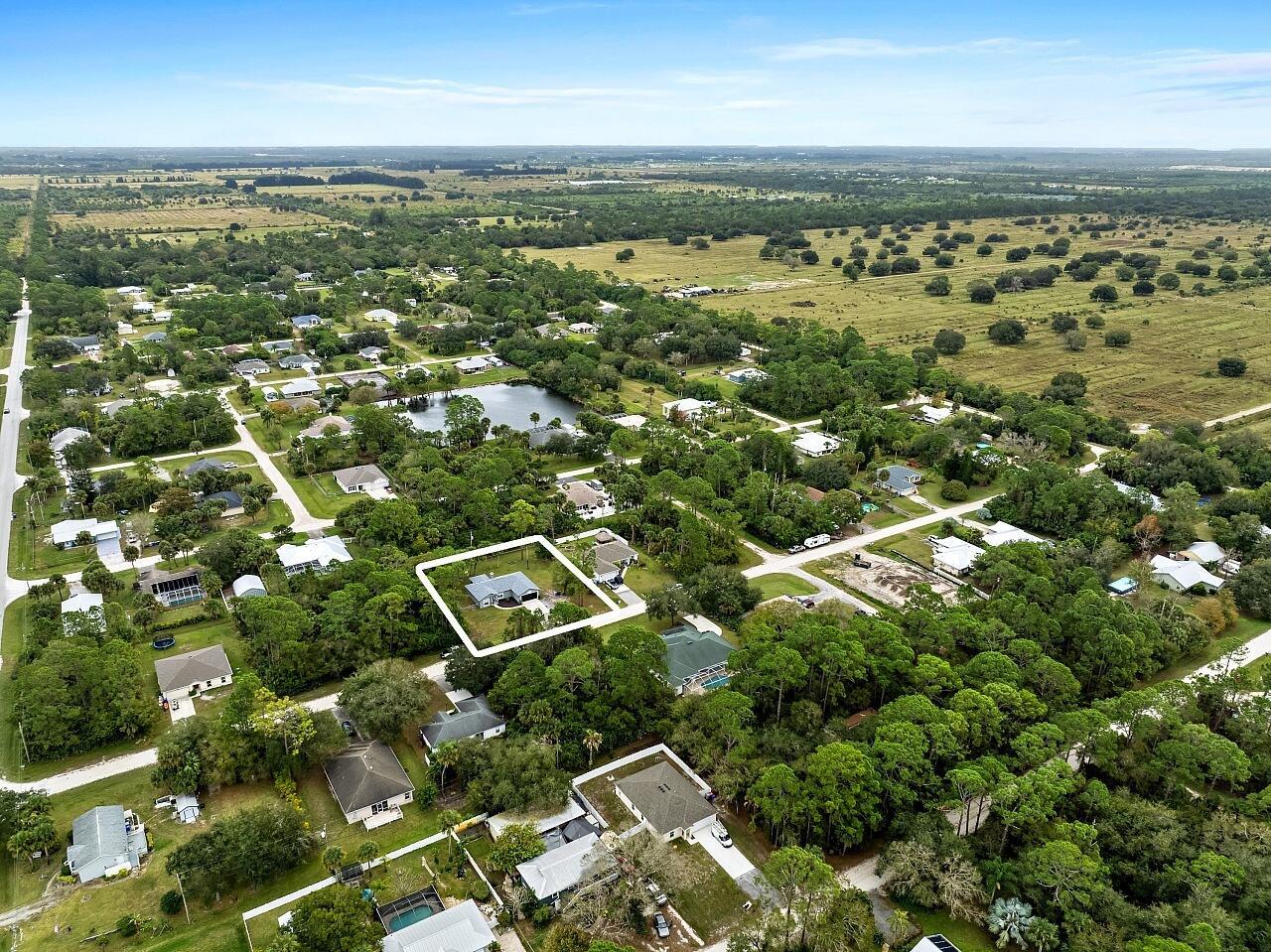 VERO LAKE ESTATES UNIT 5G - Residential