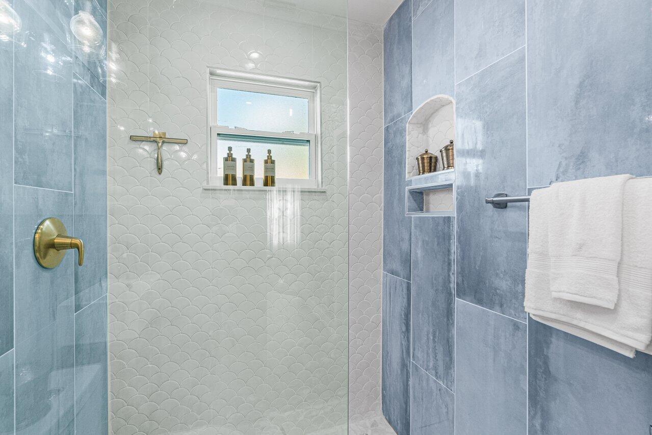 LANTANA - Residential