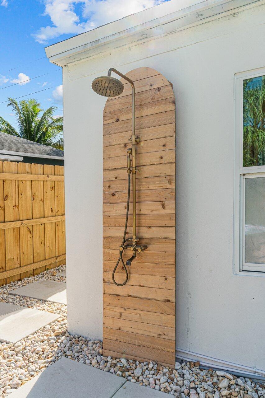 LANTANA - Residential