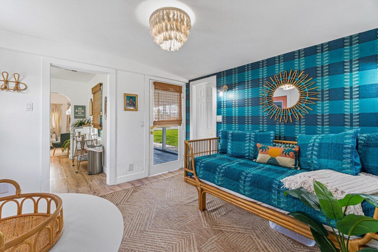 LANTANA - Residential