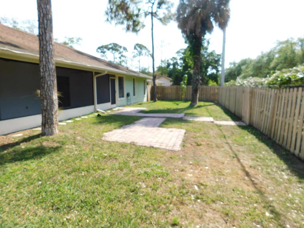 SUGAR POND MANOR OF WELLINGTON - Residential Lease