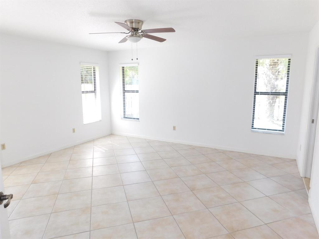 SUGAR POND MANOR OF WELLINGTON - Residential Lease