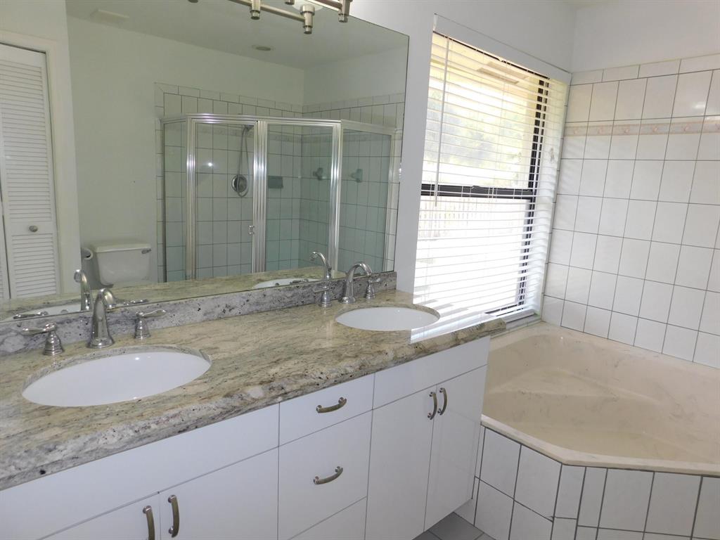 SUGAR POND MANOR OF WELLINGTON - Residential Lease