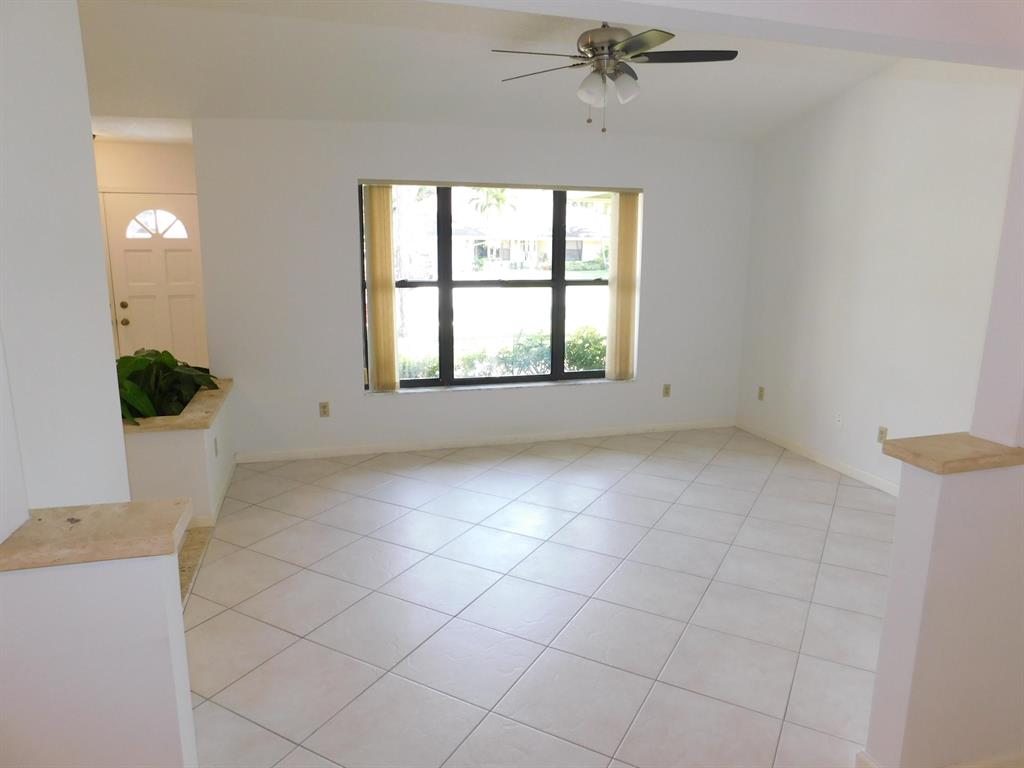 SUGAR POND MANOR OF WELLINGTON - Residential Lease