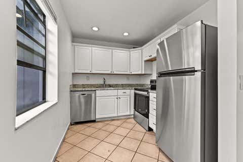 Tiny photo for 908 Normandy #S, Delray Beach, FL 33484 (MLS # B26028834)