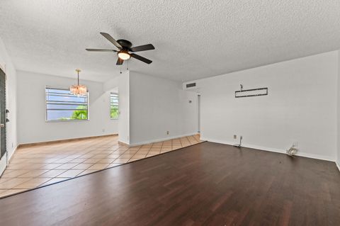 Tiny photo for 908 Normandy #S, Delray Beach, FL 33484 (MLS # B26028834)