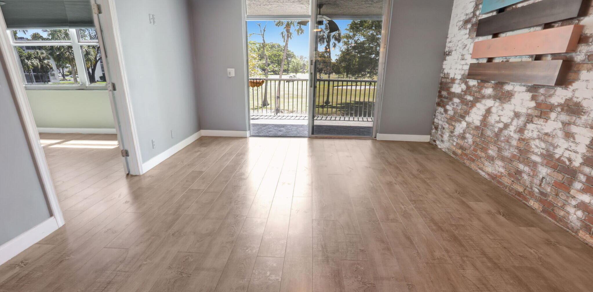 PALM SPRINGS 2 - Residential Lease