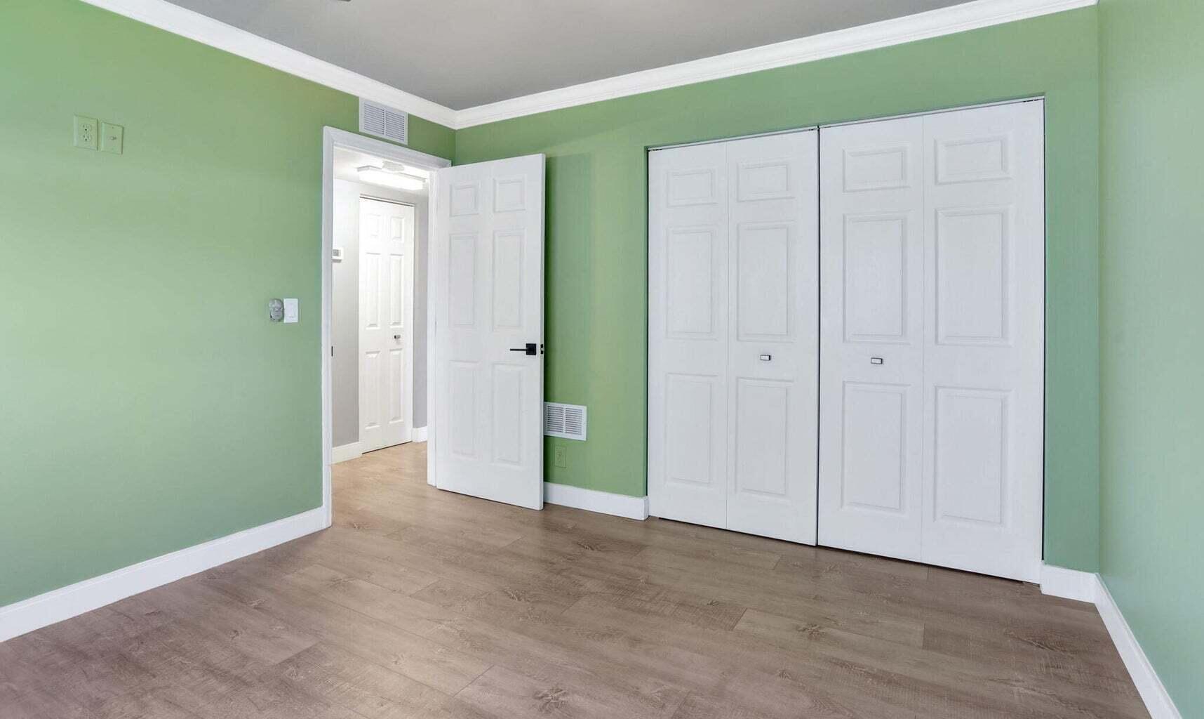 PALM SPRINGS 2 - Residential Lease
