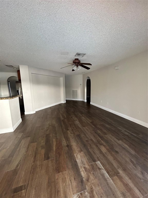 Crystal Pointe 158-10 B - Residential Lease