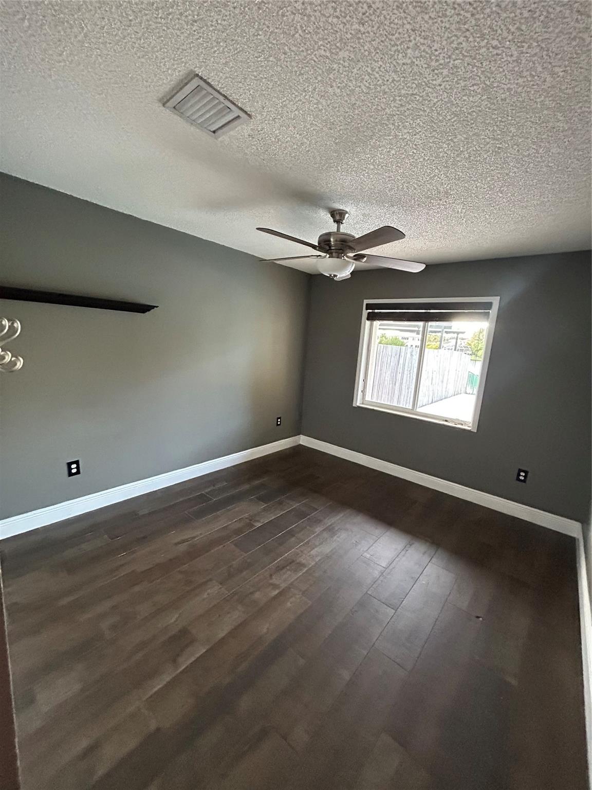 Crystal Pointe 158-10 B - Residential Lease