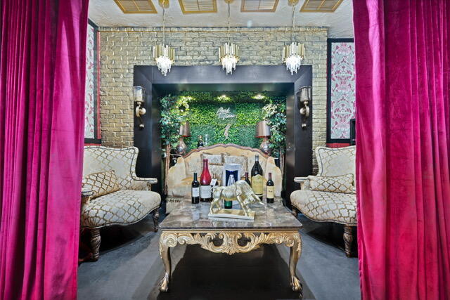 1025 N Federal Highway